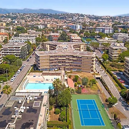 Aparthotel Résidence Héliotel Marine Saint-Laurent-du-Var
